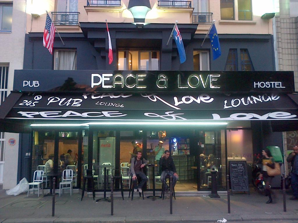 Peace & Love Hostel Paris Luaran gambar